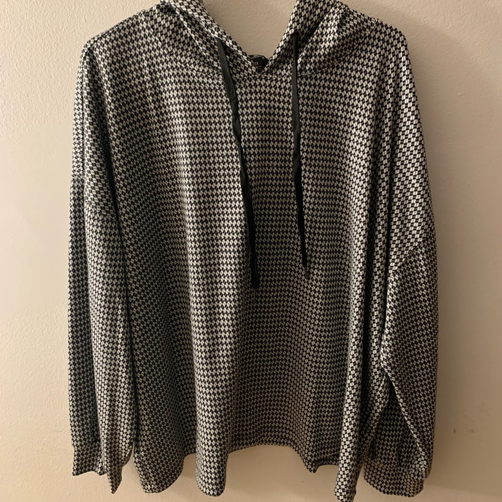 Checkered Hoodie - Chandail à capuchon avec motifs